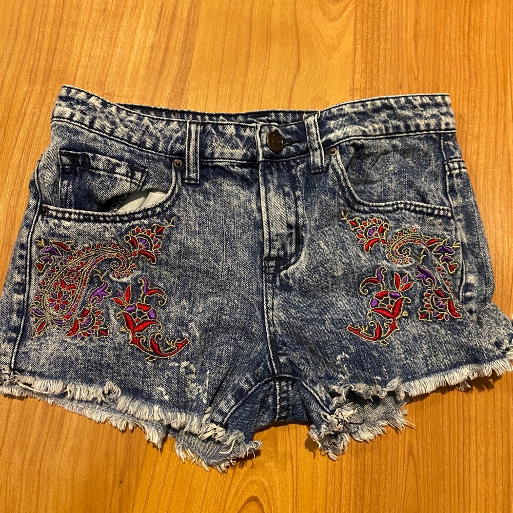 BDG Mis Rise Freja Vintage Fit Shorts